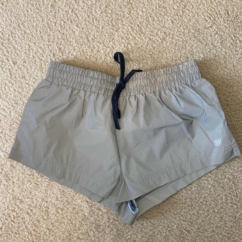 🎉2 for 20🎉 NWOT metallic summer shorts